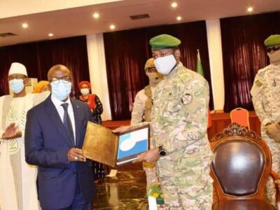 Mali: la Primature, des ambassades et des organismes publics dans le viseur du vérificateur général