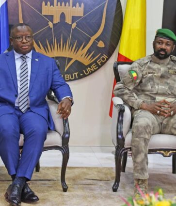 Le Président GOÏTA reçoit son homologue Sierra Léonais Julius M. BIO : L’affaire des 46 soldats ivoiriens détenus au Mali au cœur des échanges