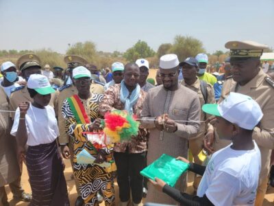Lany : Le ministre Seydou Lamine Traoré inaugure la centrale hybride solaire/diesel