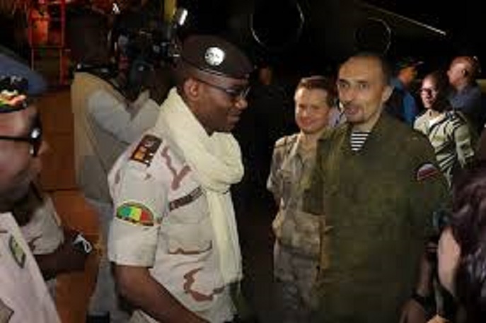 Mali: le colonel Sadio Camara, victime de sanctions américaines pour son rapprochement avec la Russie